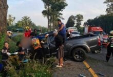 7 killed in Surat Thani pickup accident including 2 year old twins 