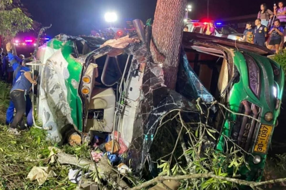 5 dead and 33 injured in Surat Thani coach bus accident