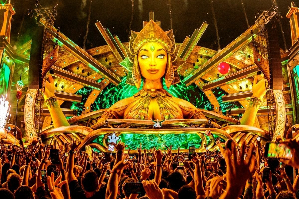 Two foreigners die in Phuket EDM music festival