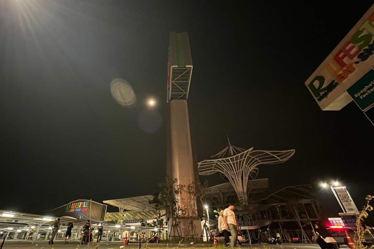 Unemployed Thai man claims he sleeps in billboard for safety, not theft