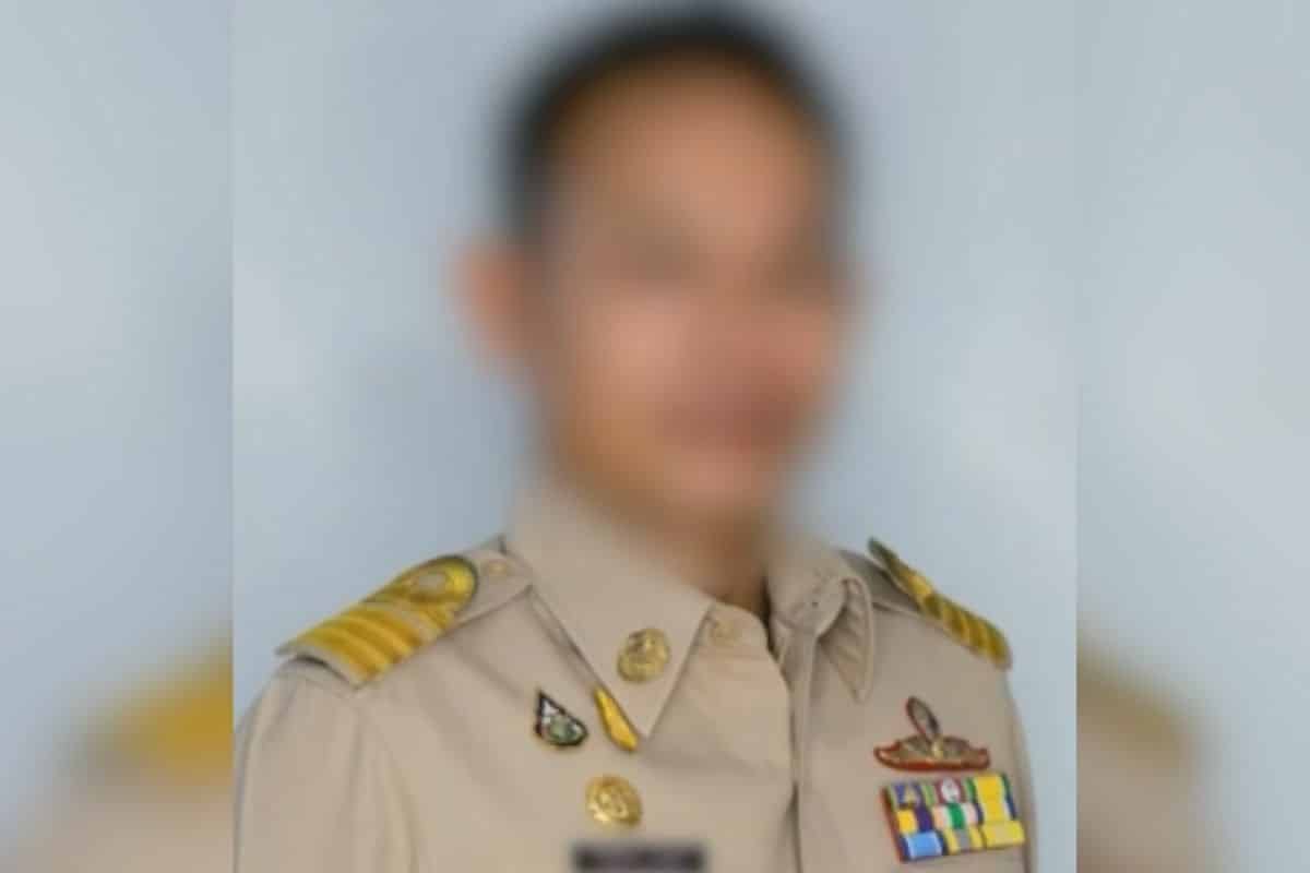 Thai school director allegedly rapes victim in his car