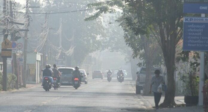 Thai restaurants create PM 2.5 dust-free rooms for safer dining