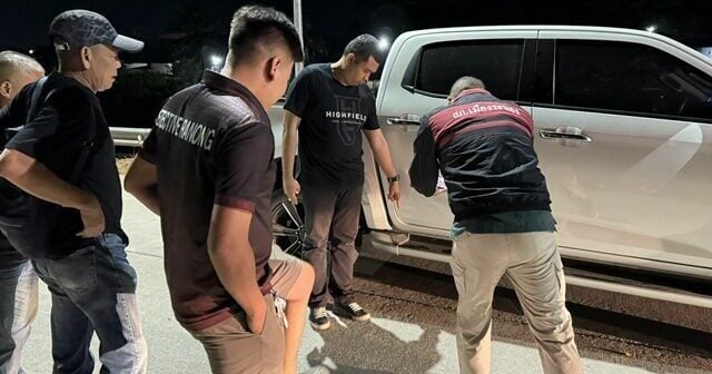 Young woman dies after jumping from moving vehicle in Ranong