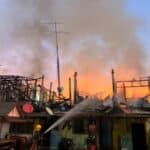 Raging inferno in Naklua destroys 5 homes, injures 1 | Thaiger