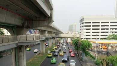 Blue Suzuki Swift’s shocking turn leaves Bangkok in the dark