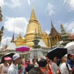 Tourism stocks tumble amid Chinese tourist fears