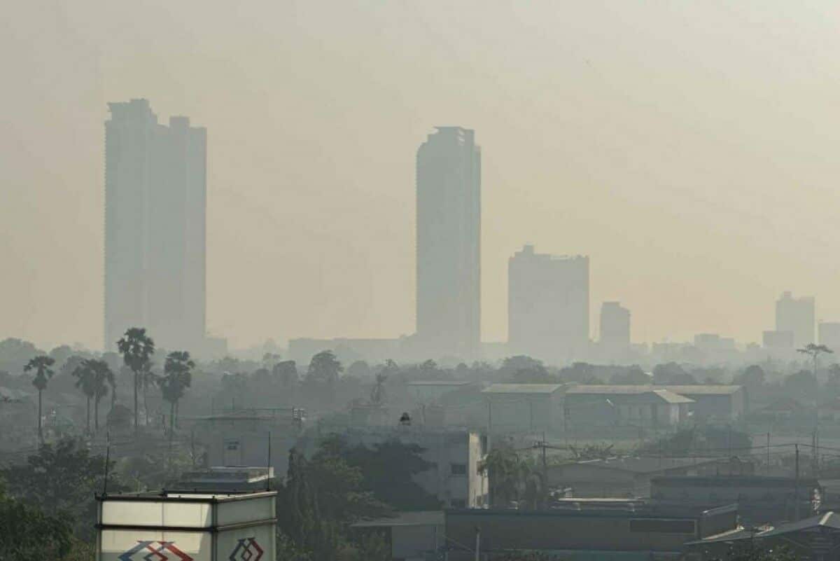 Toxic air crisis: 70 provinces choked by dangerous dust levels