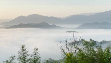 Cool front chills North Thailand while the south gets stormy