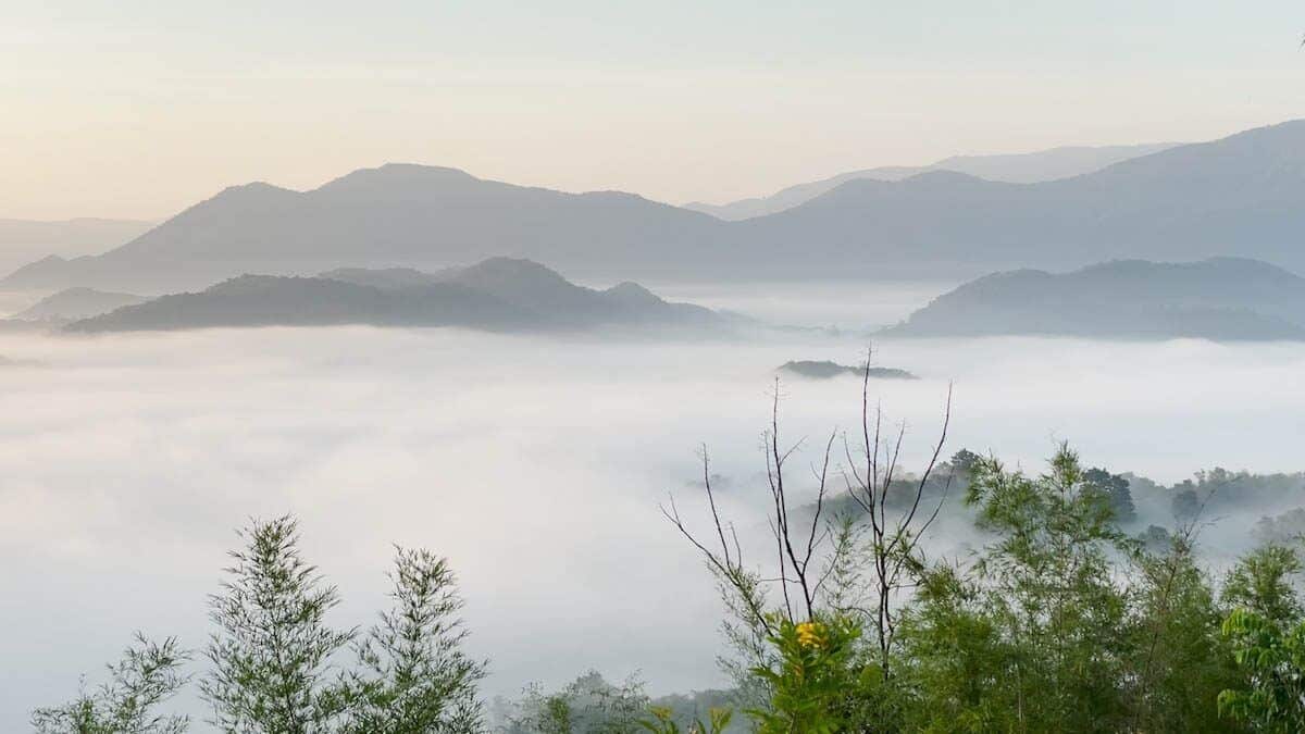 Cool front chills North Thailand while the south gets stormy