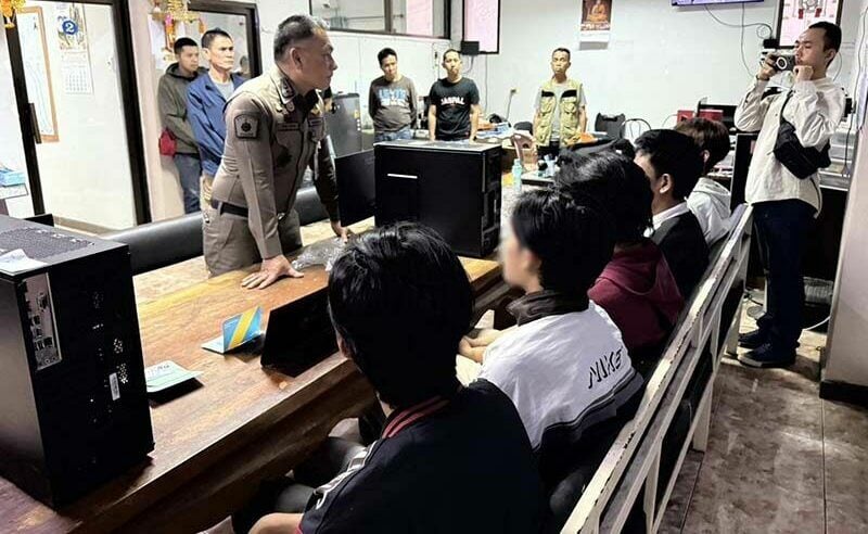 Chiang Rai teens arrested for illegal money transfers