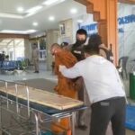Monk on knife and axe rampage wreaks havoc in Surin temple | Thaiger