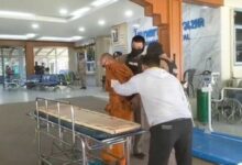 Monk on knife and axe rampage wreaks havoc in Surin temple