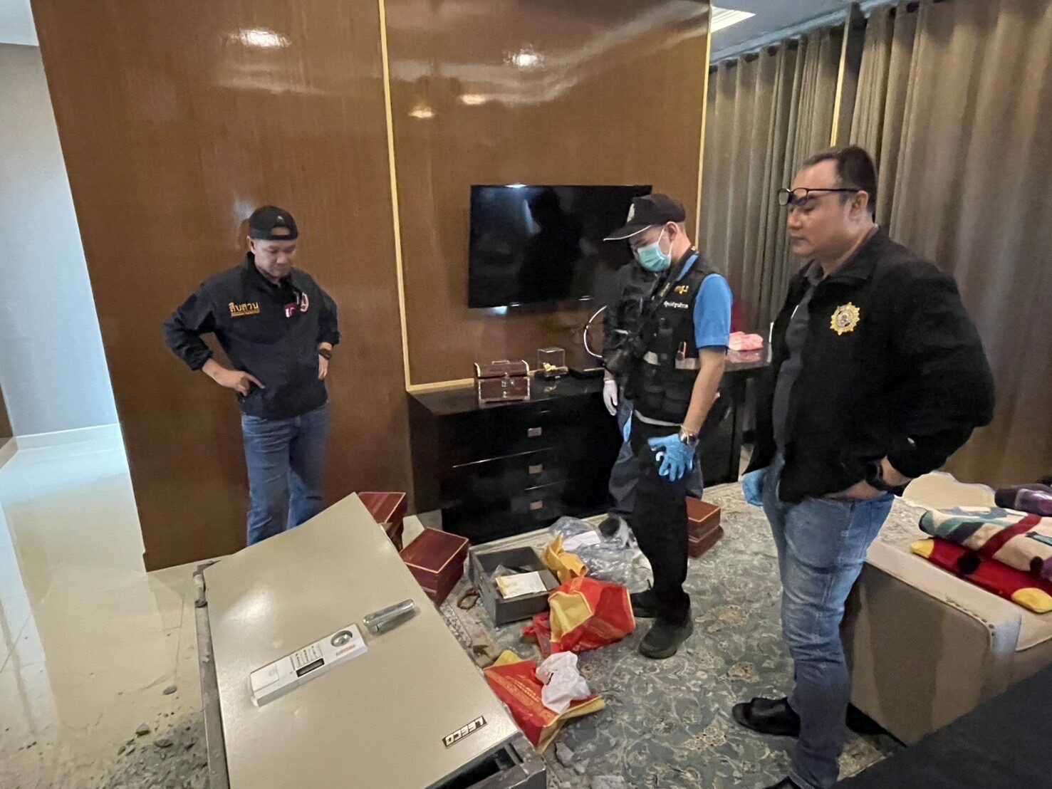 Luxury watches worth 100 million baht stolen in Chon Buri heist | News by Thaiger