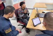 Thai singer arrested for promoting online gambling