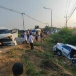 Minivan and sedan collision in Pathum Thani injures 14 | Thaiger