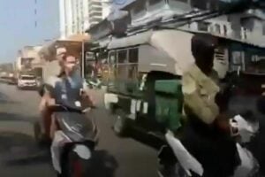 Foreign motorcyclist flees after hitting Thai delivery rider (video)