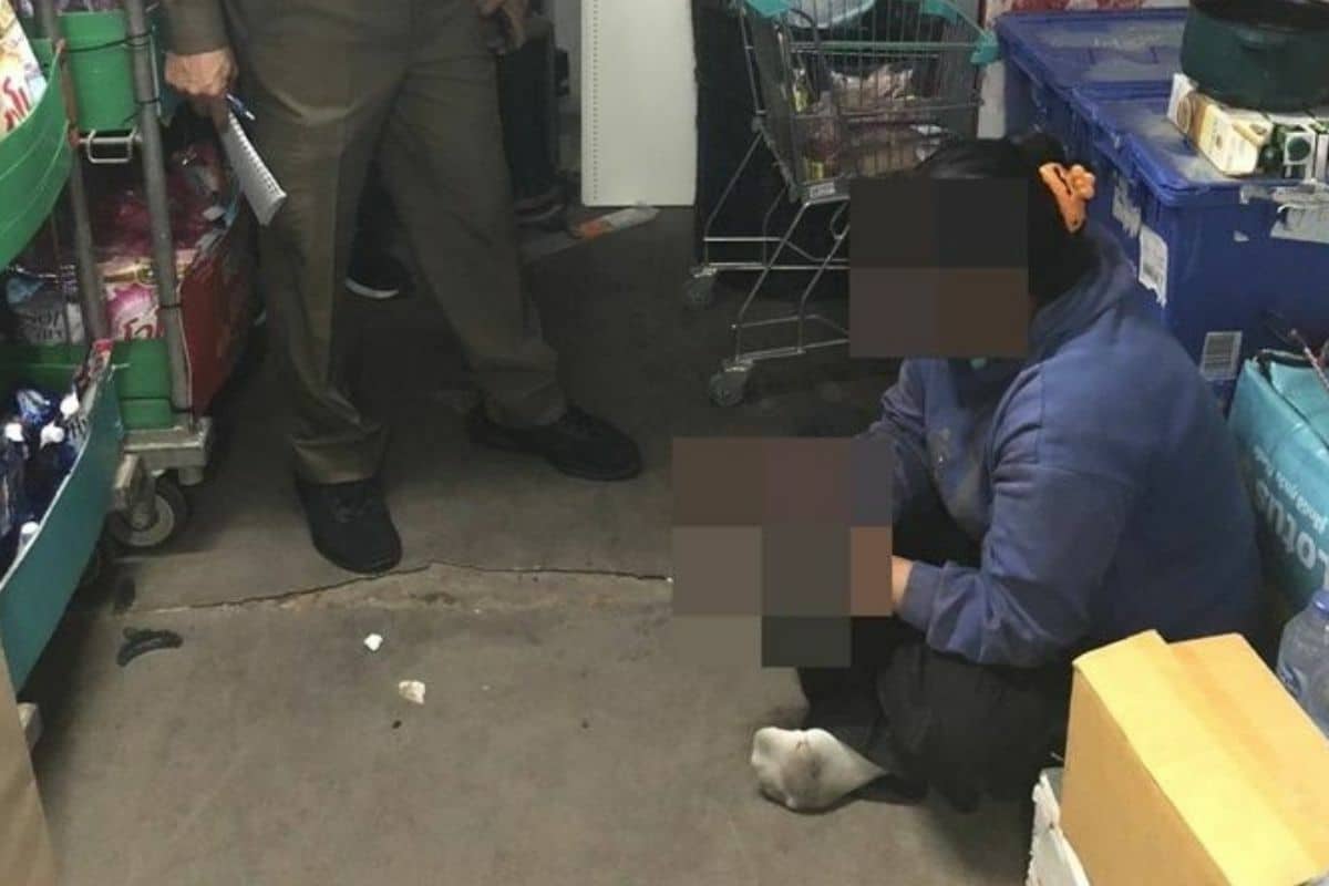 Thai woman stabs her manager to death after smoking complaint