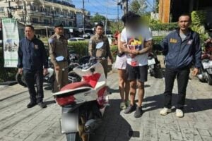 Australian couple arrested for snatching belongings from Phuket tourists