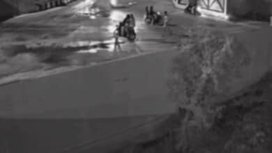 Teenage tearaways turns Pattaya street into war zone