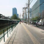 Bangkok revamps Klong Toey Market walkway for pedestrian safety | Thaiger
