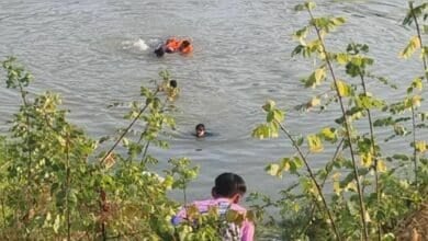 Thai teen saved from drowning in Chao Phraya River