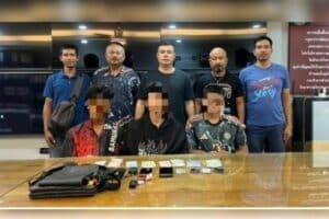 Uzbek tourist robbed at Patong Beach, thieves arrested