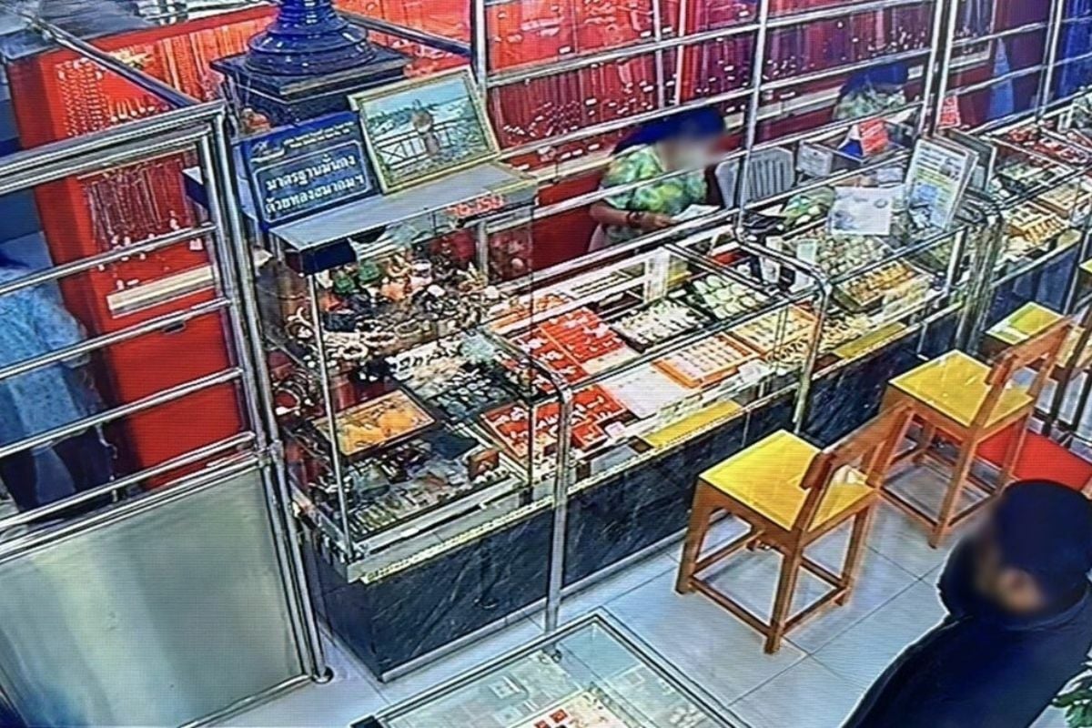 Bad gift: Samut Prakan police hunt Valentine’s gold thief