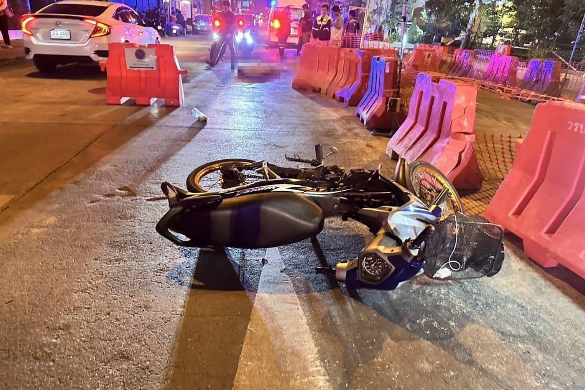 Construction barrier collision in Pattaya leaves motorcyclist dead