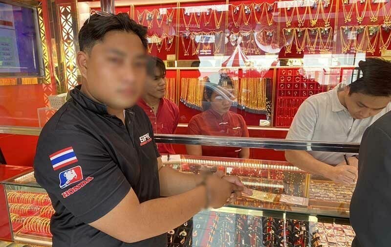 Thai man arrested after robbing gold shop for Valentine’s gift