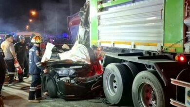 Deadly crash on Western Ring Road: 2 killed, 3 injured