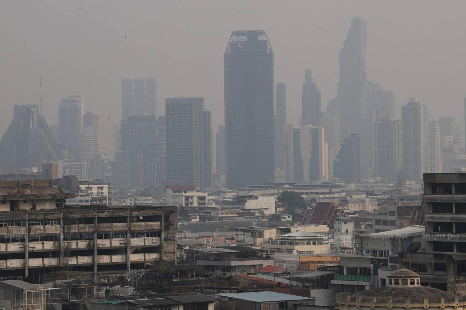 Smog predicted for 53 Thai provinces as Bangkok chokes on dust