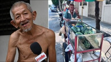 Peeling good: 67 year old fruit vendor urges for support in Thailand