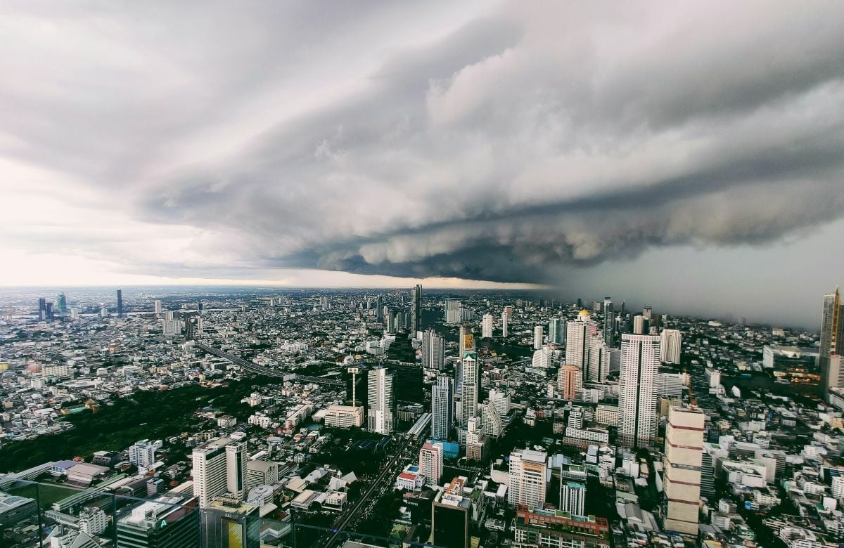 Thunderstorms and strong winds across 39 Thai provinces