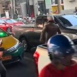 High-speed chase in Bangkok: Suspect escapes after collisions (video) | Thaiger
