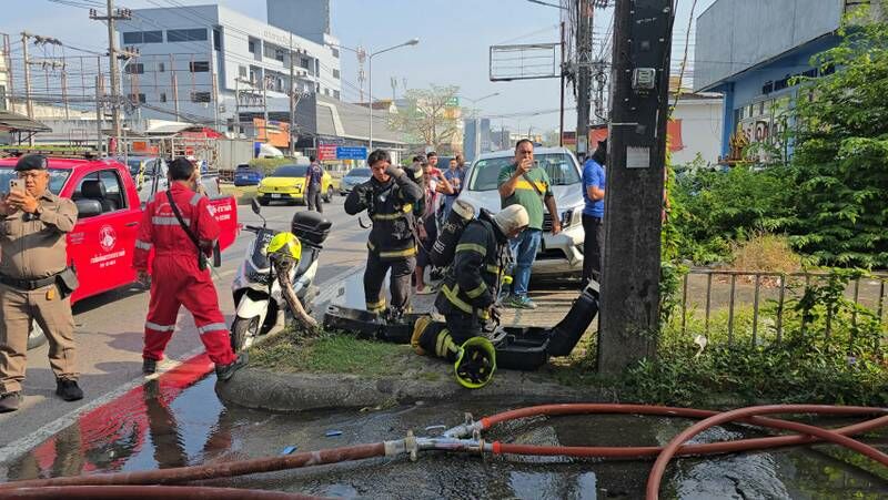 Fiery inferno: Phuket car audio shop blaze torches vehicles | News by Thaiger