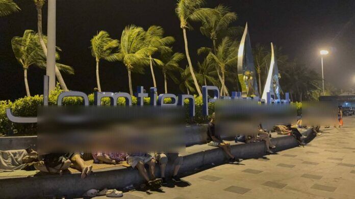 Jomtien Beach altercation: Tourist slaps vendor, chaos ensue (video) | News by Thaiger