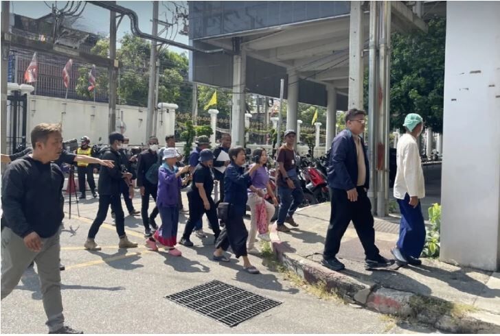Fury on the streets: Protesters clash with govt over casino bill | News by Thaiger