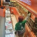 Bangkok thief in food delivery jacket steals 1.5 million baht in gold necklaces | Thaiger