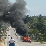 Volunteer escapes car bomb attack in Pattani, vehicle damaged | Thaiger