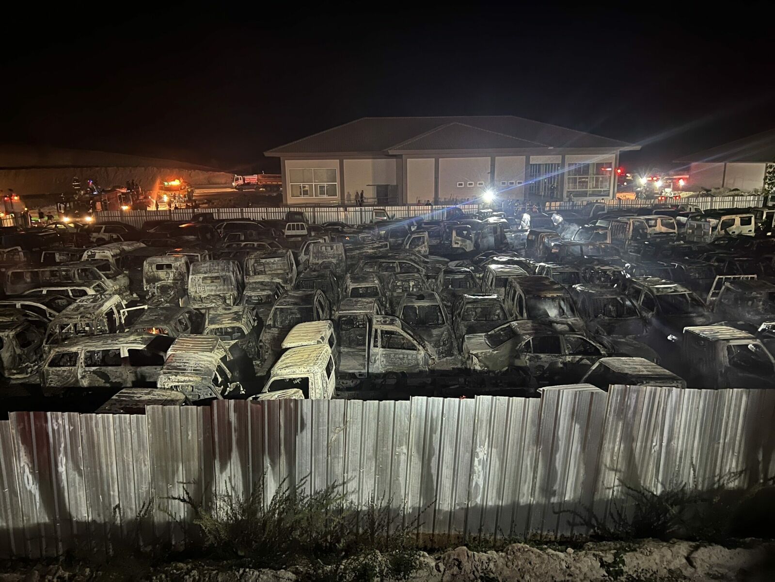 Fire at Mae Sot customs warehouse destroys over 50 vehicles | News by Thaiger