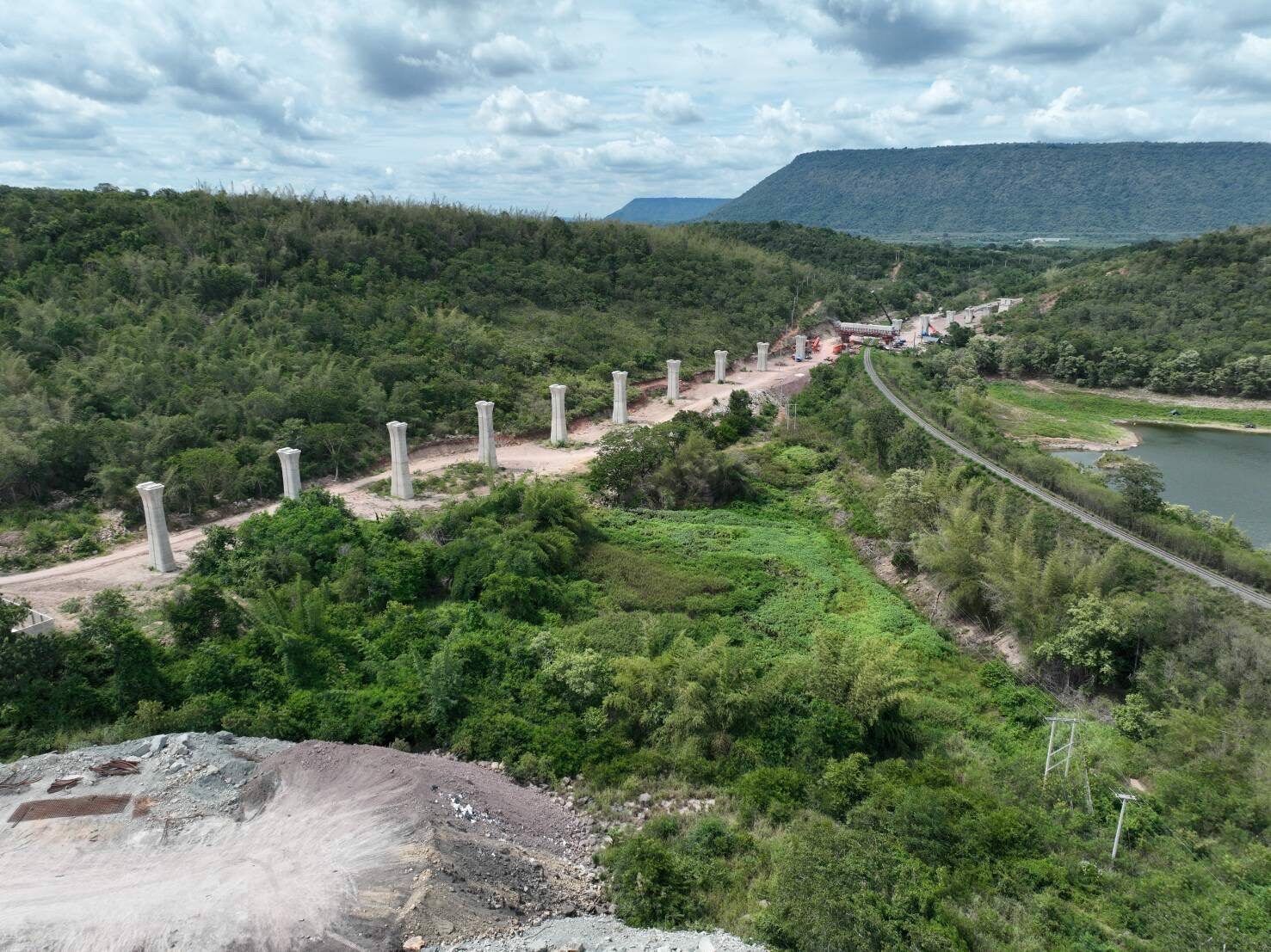 Thai-Chinese railway project gets 350-day extension due to delays | News by Thaiger