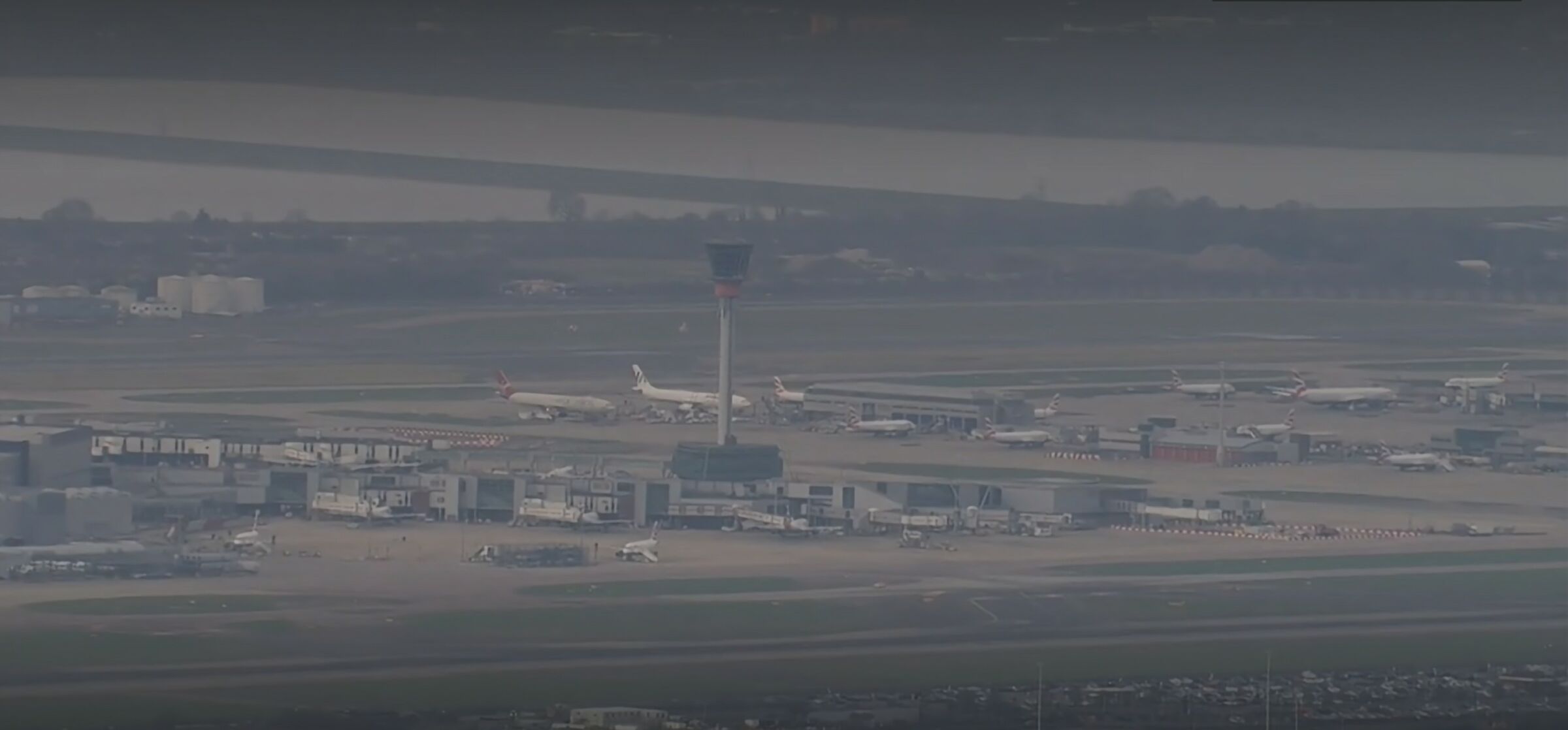 Heathrow blackout grounds THAI flights, chaos erupts | News by Thaiger