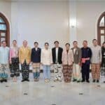 PM Paetongtarn asks Thais to don elephant pants for Songkran