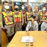 Bangkok man caught with meth pills during traffic stop | Thaiger