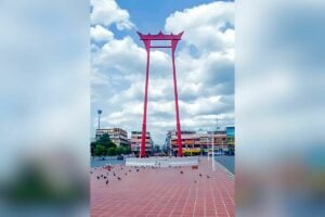 Bangkok’s Giant Swing set for urgent repairs amid safety concerns