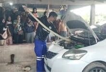 Lottery hiss-teria in Songkhla as king cobra slithers into family car