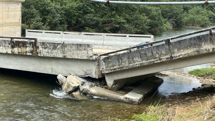 Bridge collapse in Narathiwat claims one life, injures three