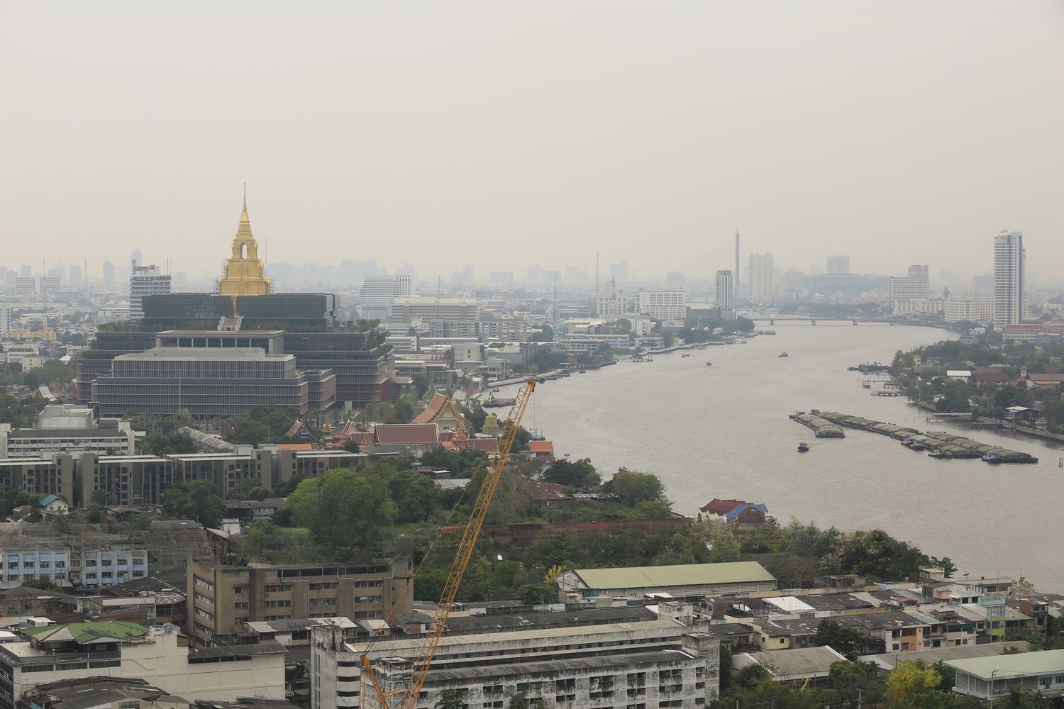 Bridge over troubled water: BMA’s Bangkok river crossing race