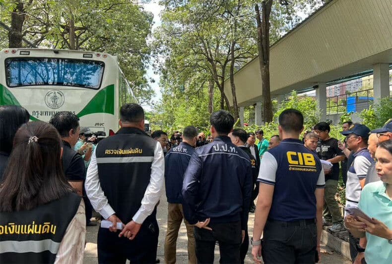 Busted! Bangkok officials caught in bogus 2.8m baht bus repair scam | News by Thaiger