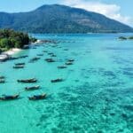 Speedboat leakage leaves Phuket holidaymakers in deep water | Thaiger